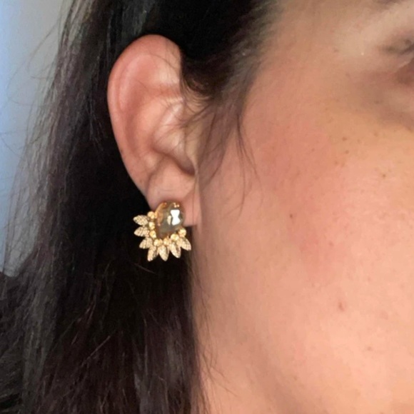 💎 Gemstone Stud Earrings 💎 - Picture 4 of 4